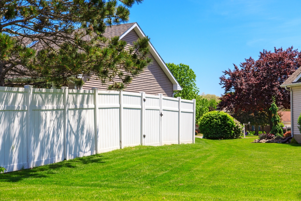 Vinyl Fence Installation Providence RI