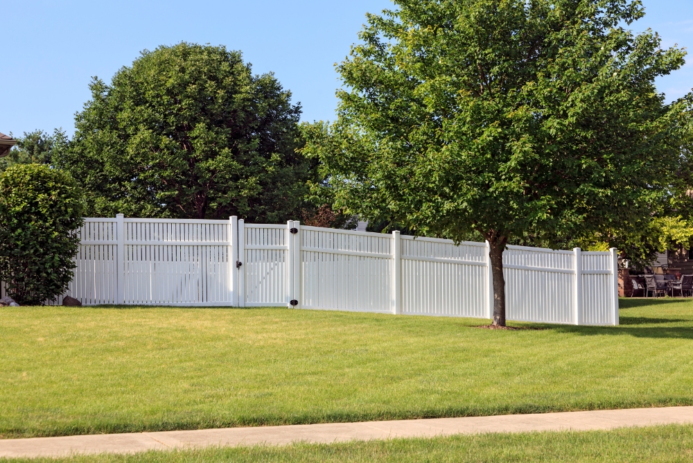 Vinyl Fencing near Pawtucket RI